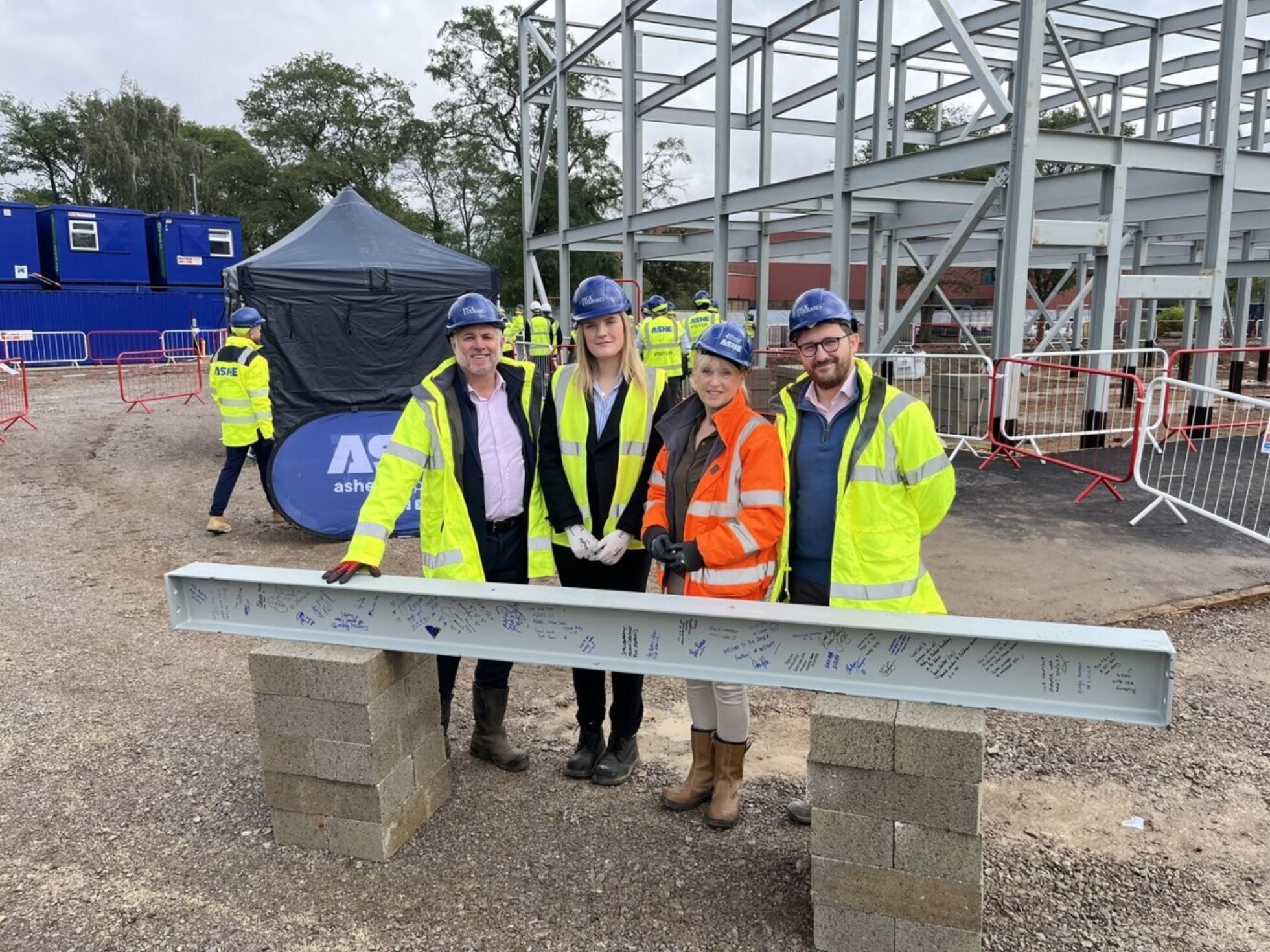 Bedford Steel Signing